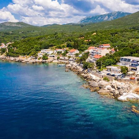 Stunning Apartment In Gruda With House Sea View Molunat Exterior photo